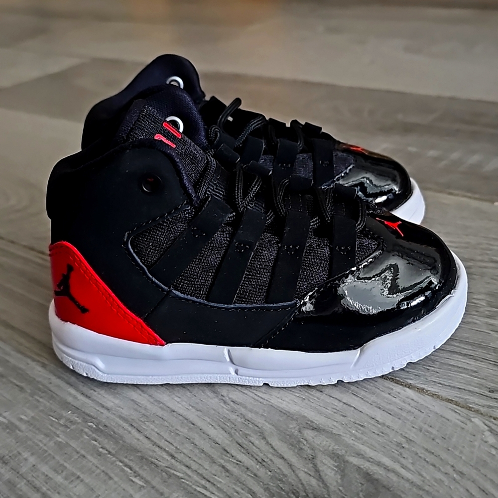 NIKE Air Jordan Max Aura baby sneakers 7C brand new